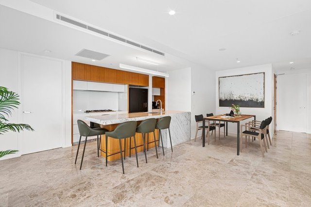 1001/4-6 Alexandra Avenue, QLD 4218