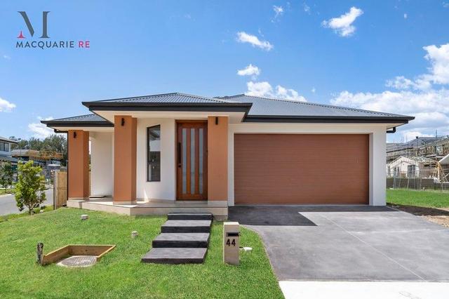 44 Freshwater Drive, NSW 2570