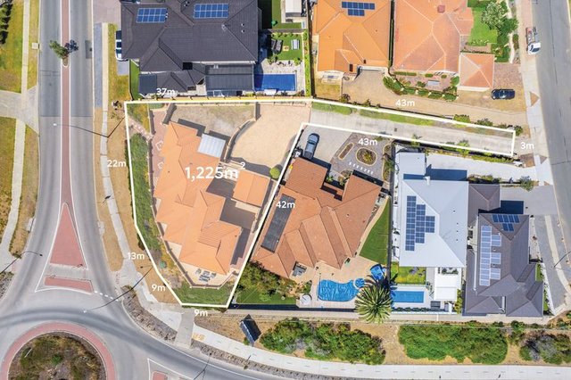 73 Southern Cross Circle, WA 6027