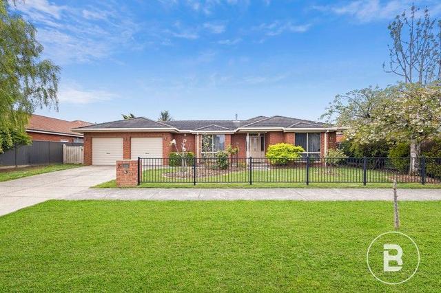 16 Robertson Drive, VIC 3350