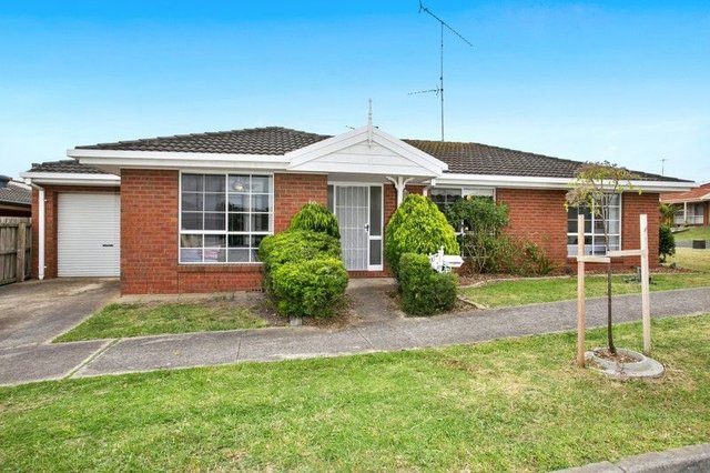 10 Pine Grove, VIC 3224