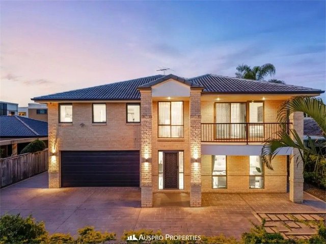 7 Fairbank Street, QLD 4109