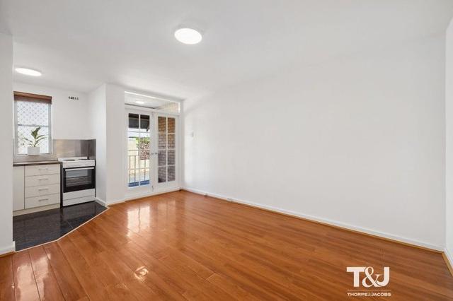 4/227 Scarborough Beach Road, WA 6018