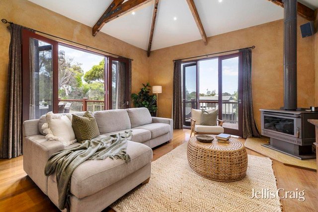 17 Tarakan Street, VIC 3943