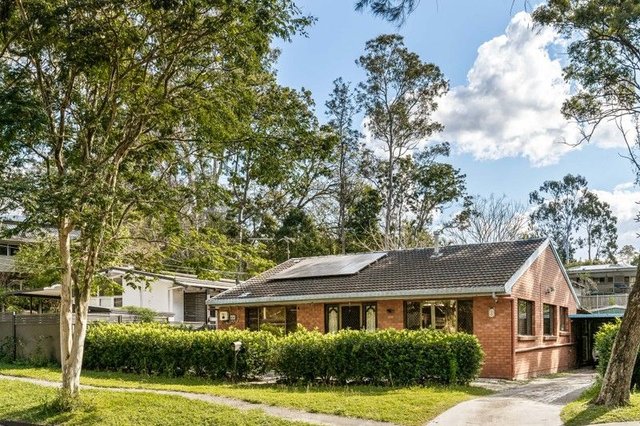 8 Kimba Street, QLD 4069