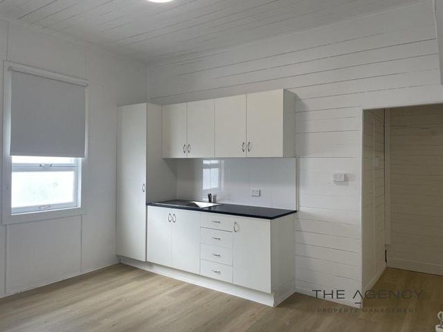 1/5 Thurston Street, QLD 4700