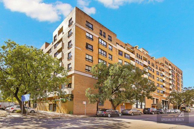 30/12-22 Dora Street, NSW 2220