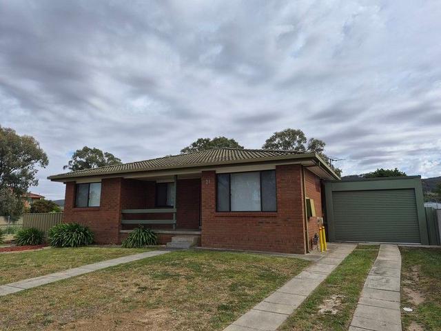 21 McMaster Avenue, NSW 2641
