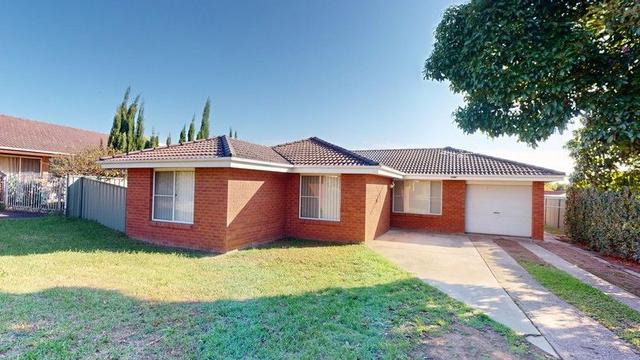 22 Riesling Street, NSW 2333