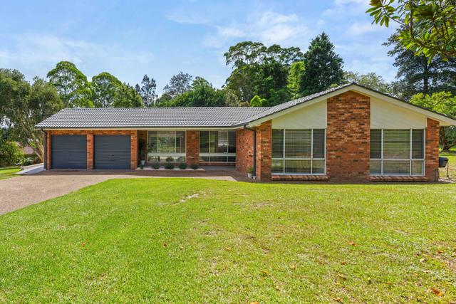 8 Lochaven Drive, NSW 2541