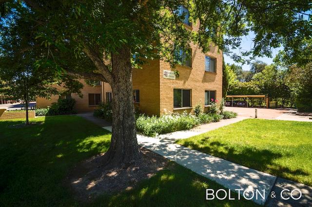 33/41 David St, ACT 2602