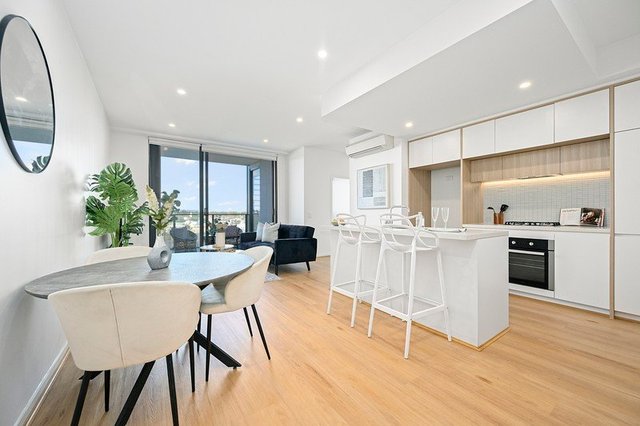 808/81B Lord Sheffield Circuit, NSW 2750