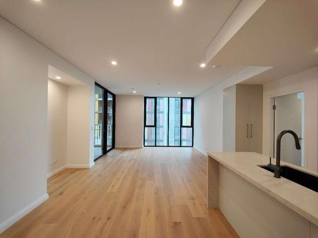 1011/2 Mandala Parade, NSW 2154