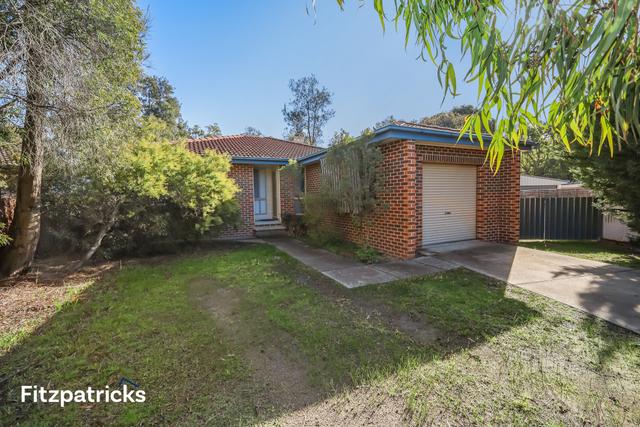 7 Matheson Place, NSW 2650