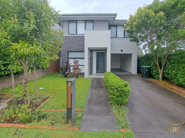 7 Sheather Pl, NSW 2170