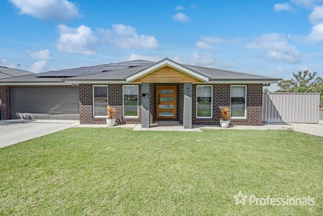 25 Yenda Avenue, NSW 2650