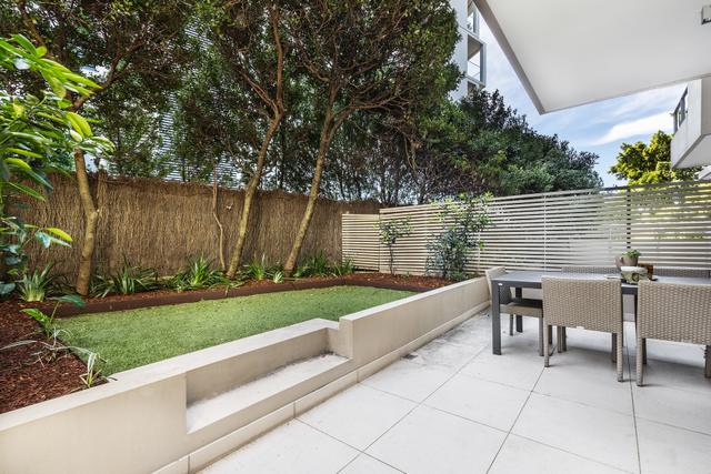 2/11 Waverley Crescent, NSW 2022