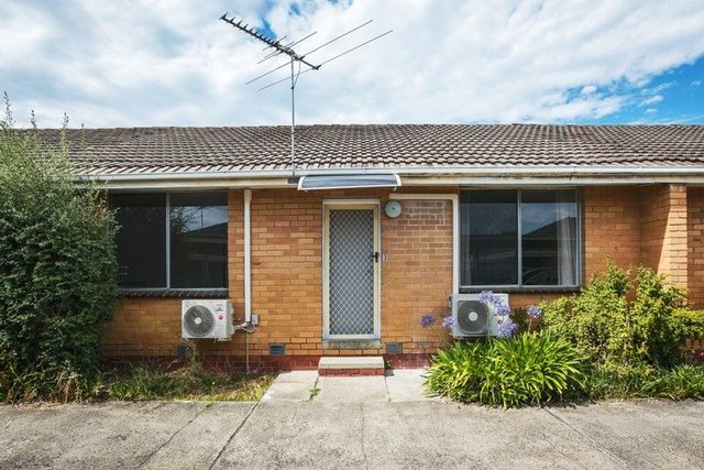 3/2 Chandler Road, VIC 3174