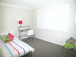 Bed 3 (2004-10-28)