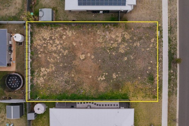 33 London Circuit, QLD 4350
