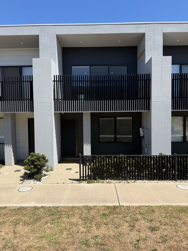 7 Deyrolle Walk, VIC 3978