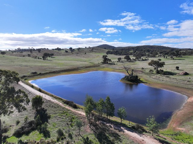 129 Yass Valley Way, NSW 2582