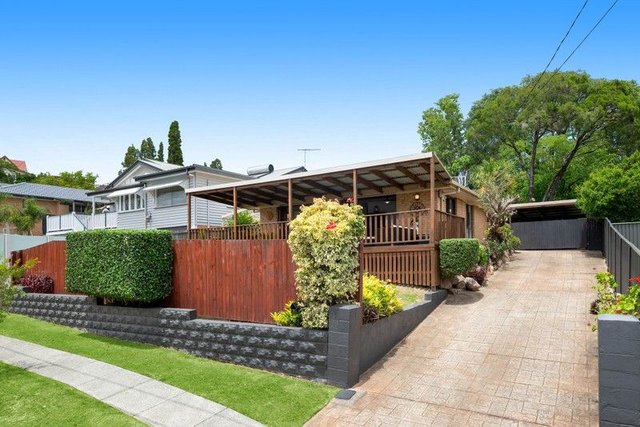 7 Oxley  Drive, QLD 4121