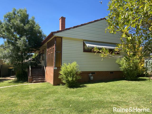 70 Adina Crescent, NSW 2800