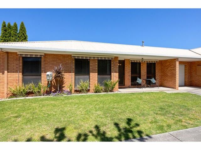 2/15 Tower Street, VIC 3690