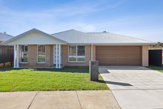 8 Nell Way, NSW 2580