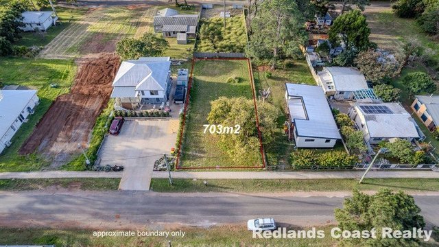 13 Robert St, QLD 4184