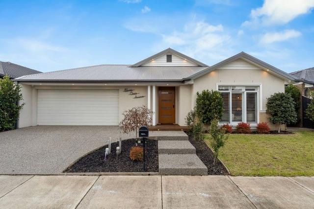11 Oasis Avenue, VIC 3064