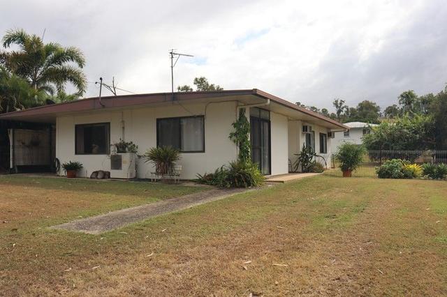 8 Henderson St, QLD 4804
