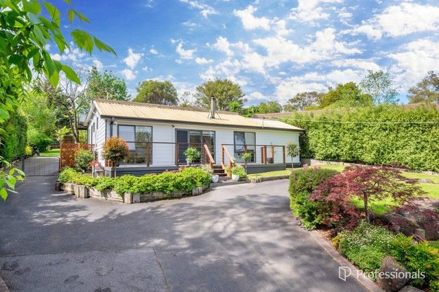 5 Williams Crescent, VIC 3139