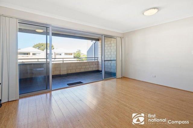 15/20 Service Street, WA 6210