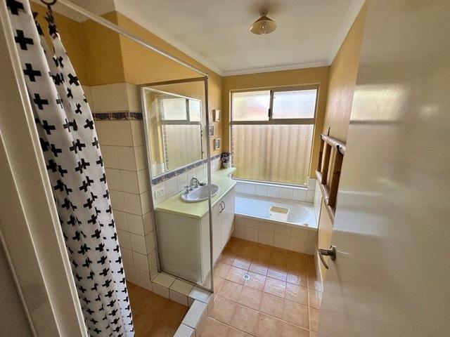 26 Gamenya St, WA 6155