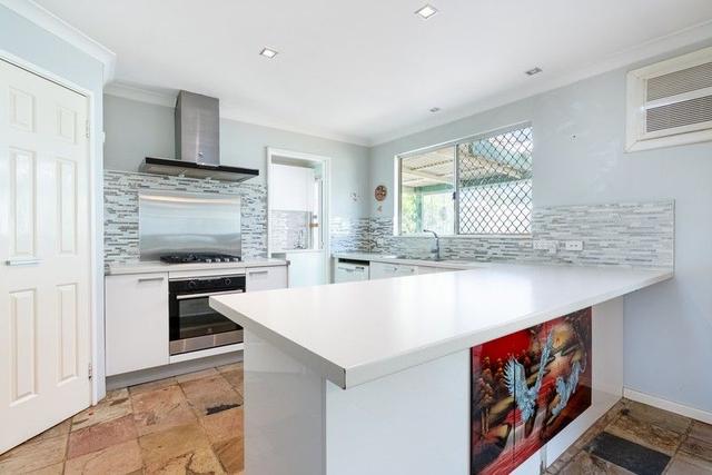 12 Pinkett Close, WA 6211