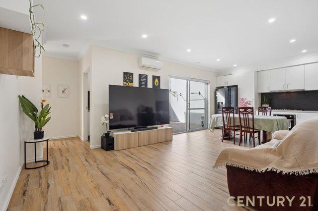 8B Mentone Road, WA 6061