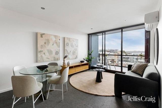 402/96 Charles Street, VIC 3065