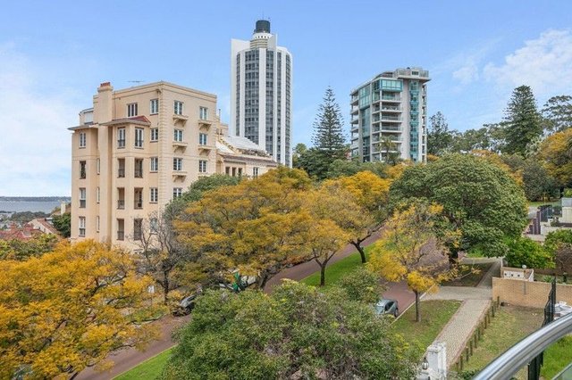 5/60 Mount Street, WA 6005