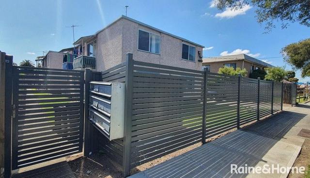 8/19 St Albans Road, VIC 3021