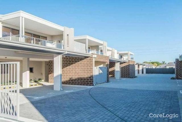 15/233 Wharf Street, WA 6107