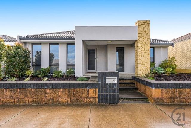 13 Pegus Meander, WA 6208