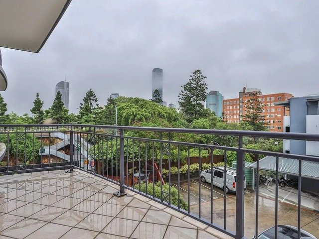 7/446 Main Street, QLD 4169