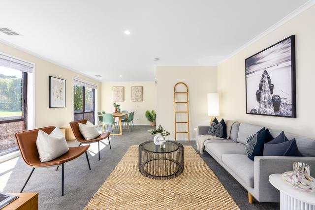 8 Beaufort Retreat, ACT 2906
