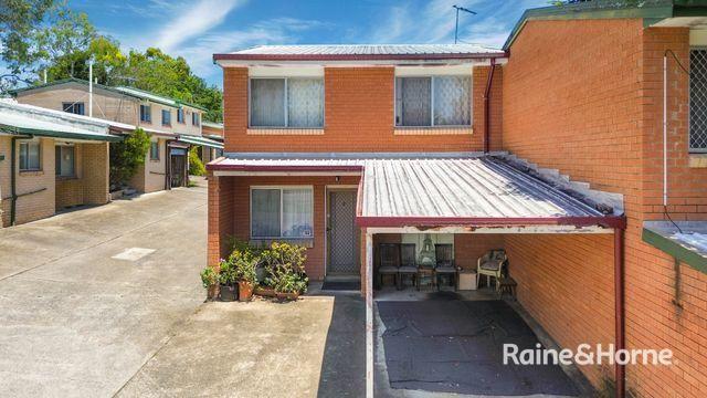 2/22 North Road, QLD 4114