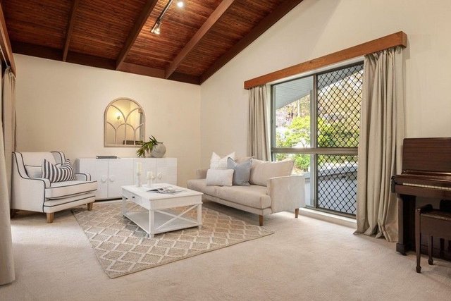 44 Narnoo Street, QLD 4069