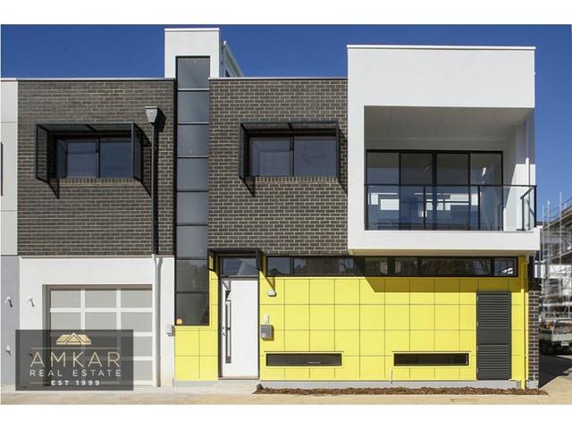 72 Village Parkway, SA 5042