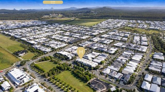 17 Greenview Terrace, QLD 4553