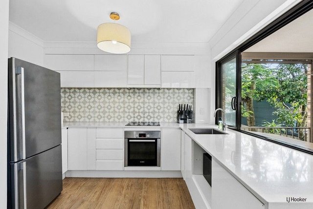 6/12 Fifteenth Avenue, QLD 4221